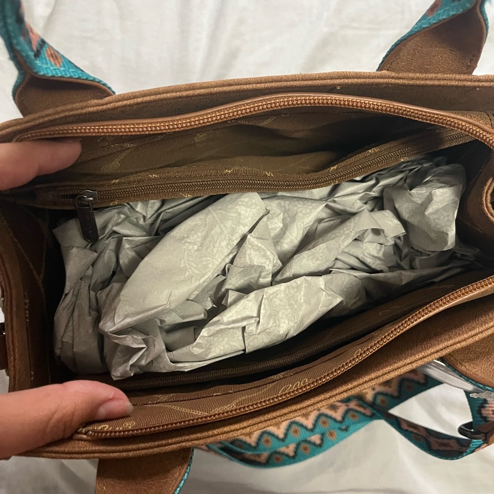 Brown Wrangler Tote Purse - Picture 6 of 14